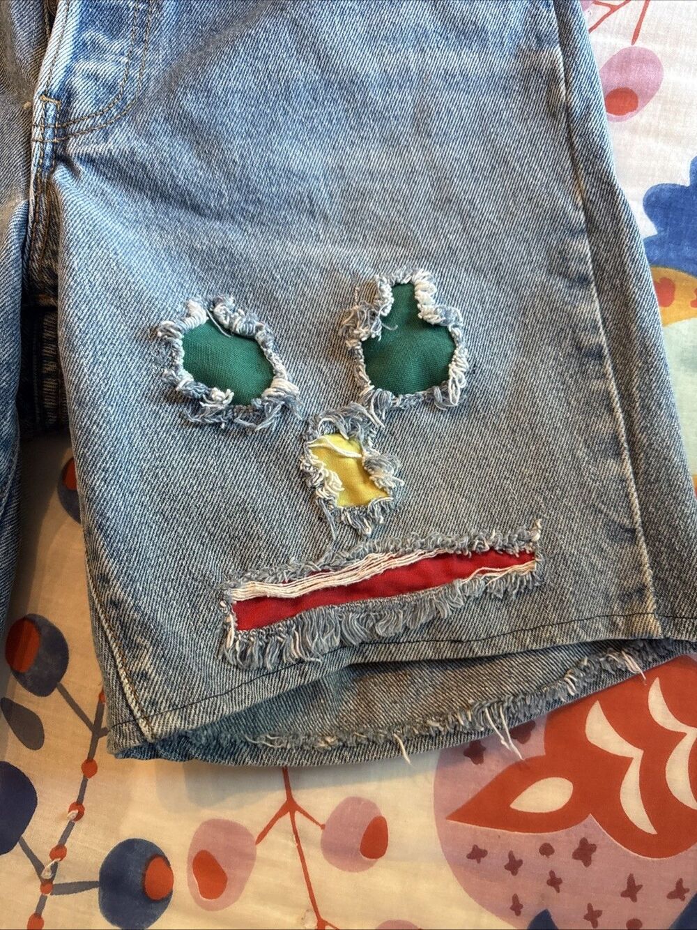 Vintage 80's USA Levi's 501 Jean Shorts Denim Distressed Custom Cut Off | Wmns 6 - Picture 2 of 12